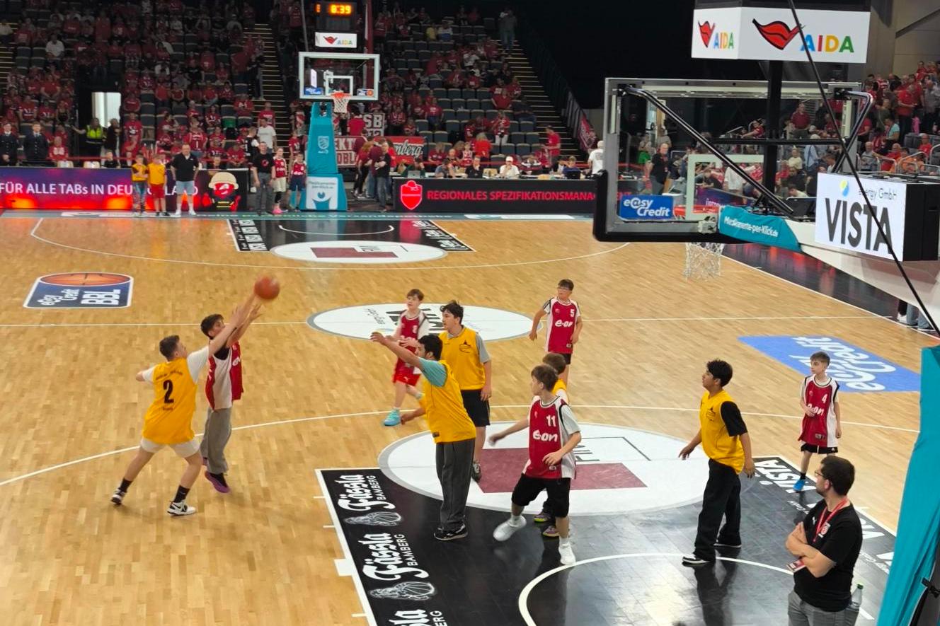 Half-Time-Game
